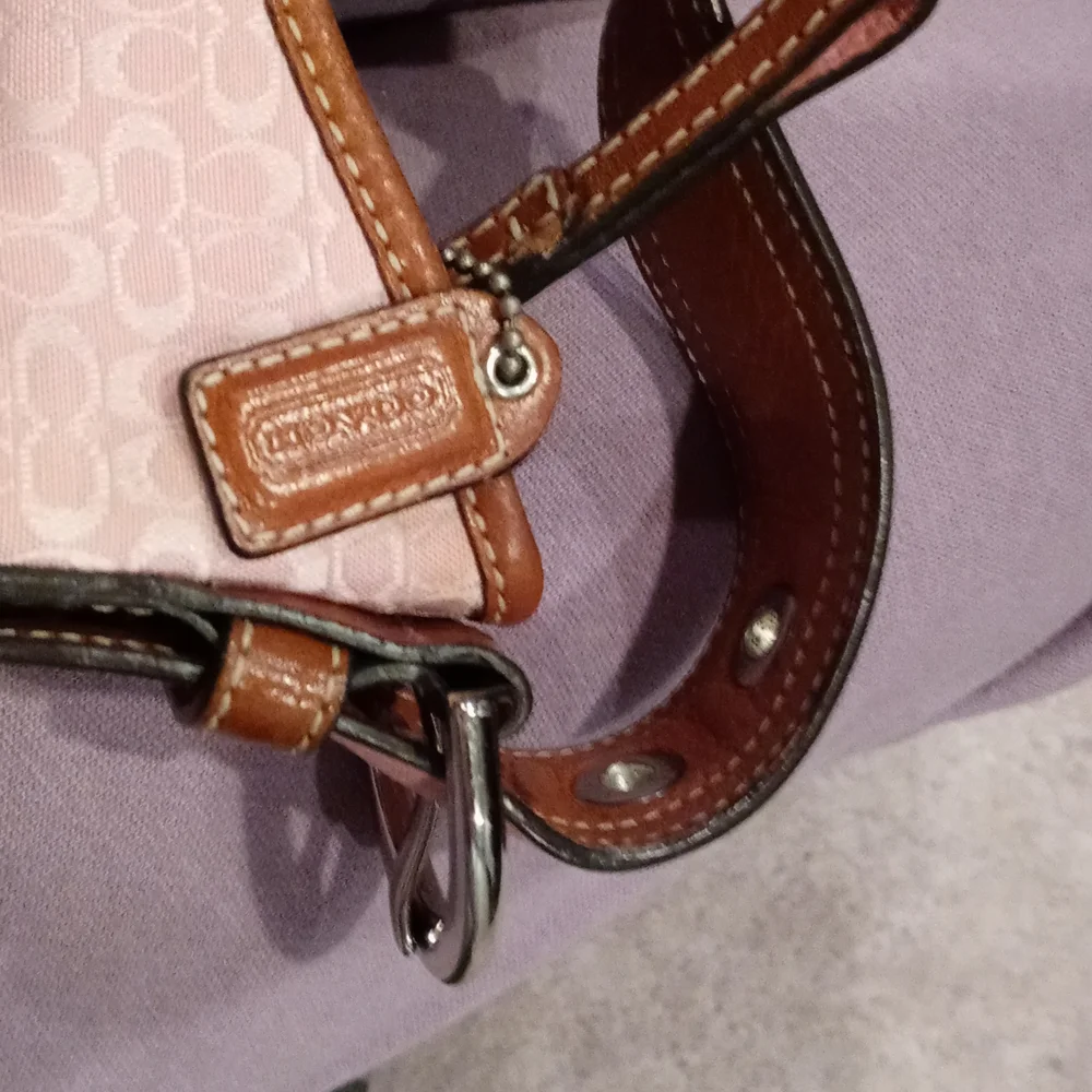 Coach vintage signature bag. - Picture 7 of 14